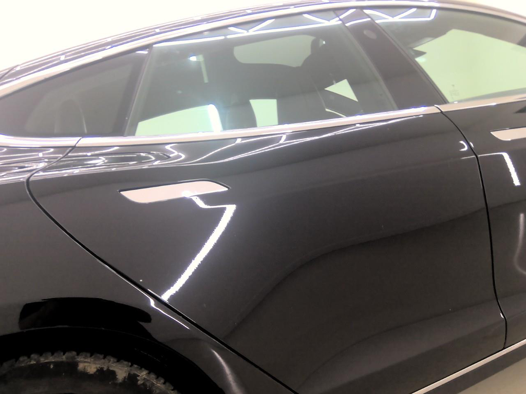 Photo 23 of Tesla Model S