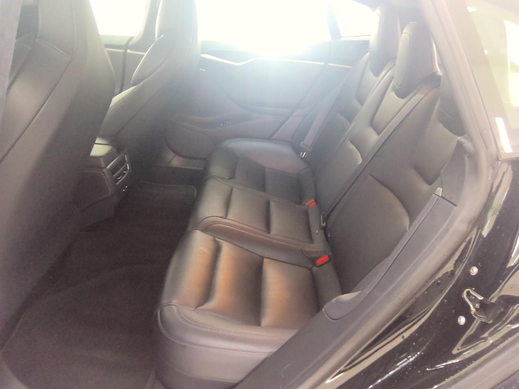 Photo 8 of Tesla Model S