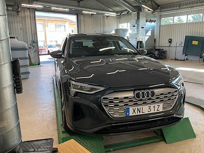 Köp AUDI Q8 E-Tron på Ayvens Carmarket