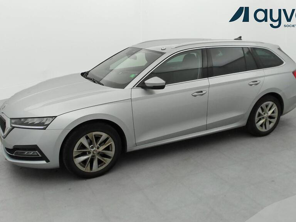 Skoda Octavia COMBI 2.0 STYLE 150 CV Style Pack, Attelage, Pack Confort 1, Driver Alert