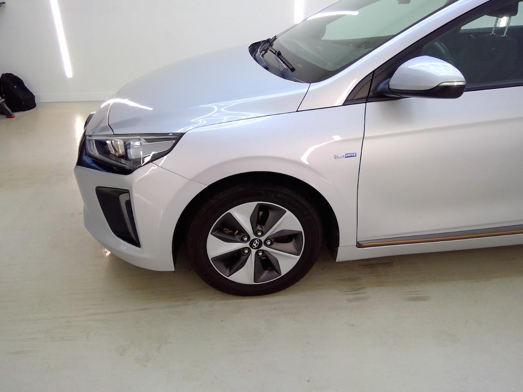 Foto 23 van Hyundai Ioniq