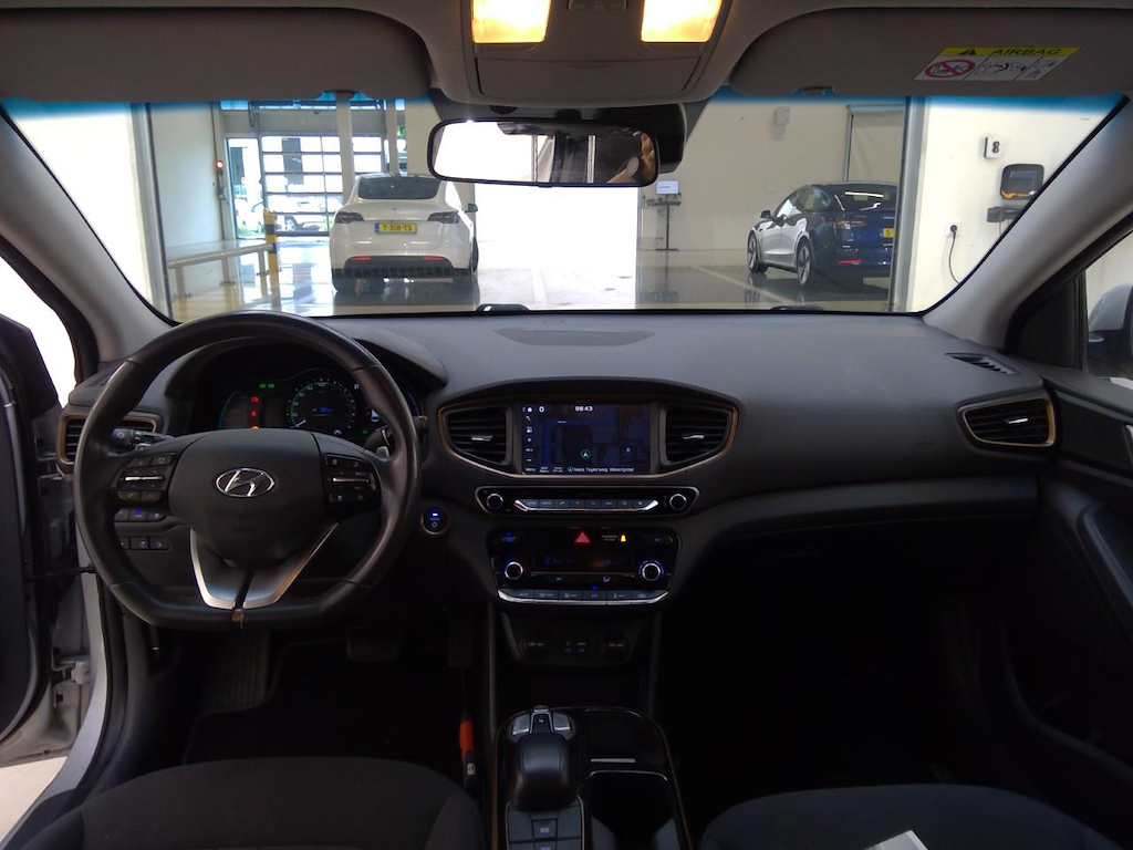 Foto 4 van Hyundai Ioniq