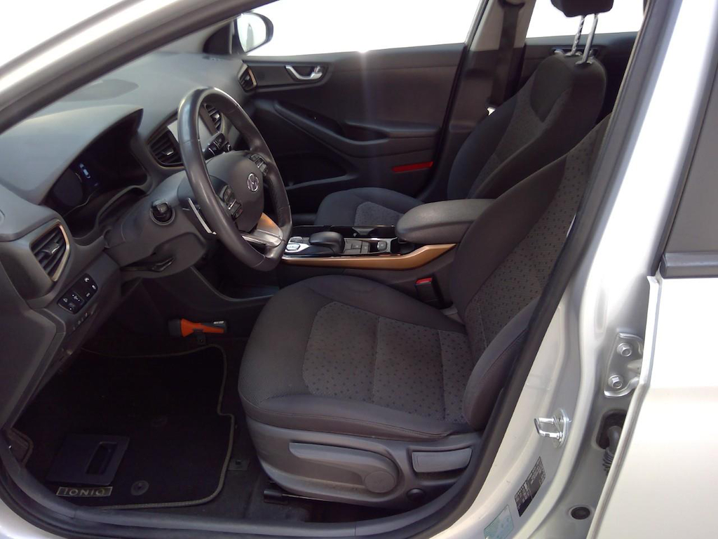 Foto 26 van Hyundai Ioniq