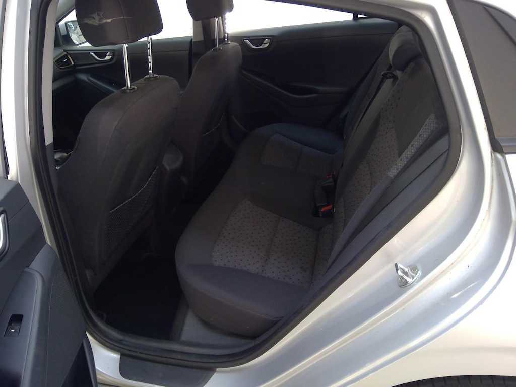 Foto 29 van Hyundai Ioniq