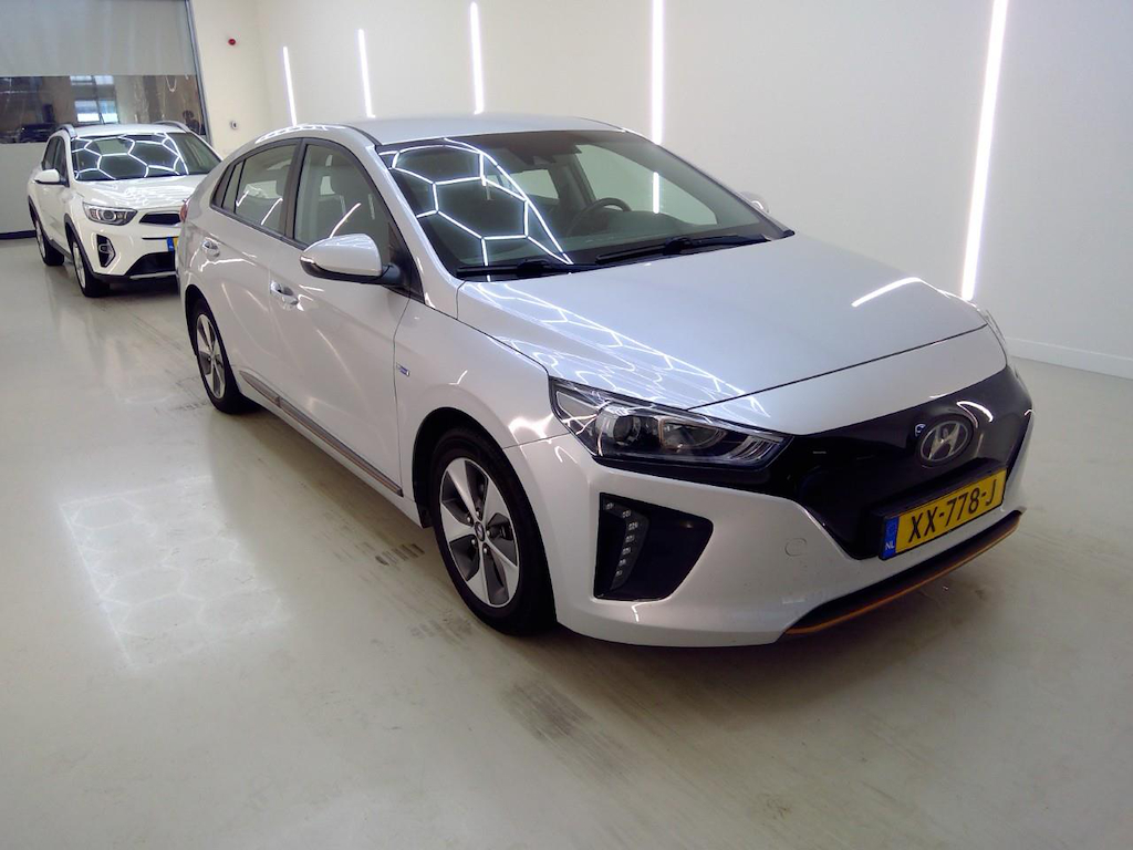 Foto 7 van Hyundai Ioniq