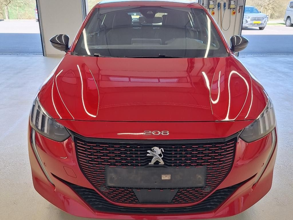 Peugeot 208 50 KWH GT PACK 136 CV Park assist; Peinture vernie Rouge Elixir; GPS