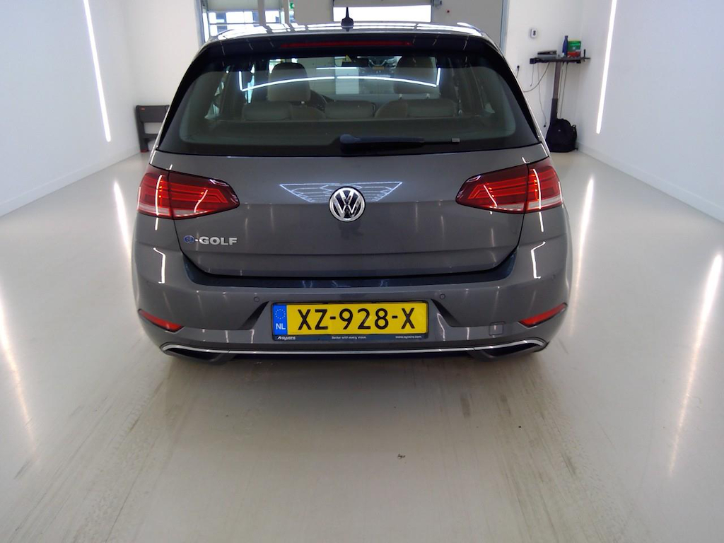 Foto 28 van Volkswagen E-Golf