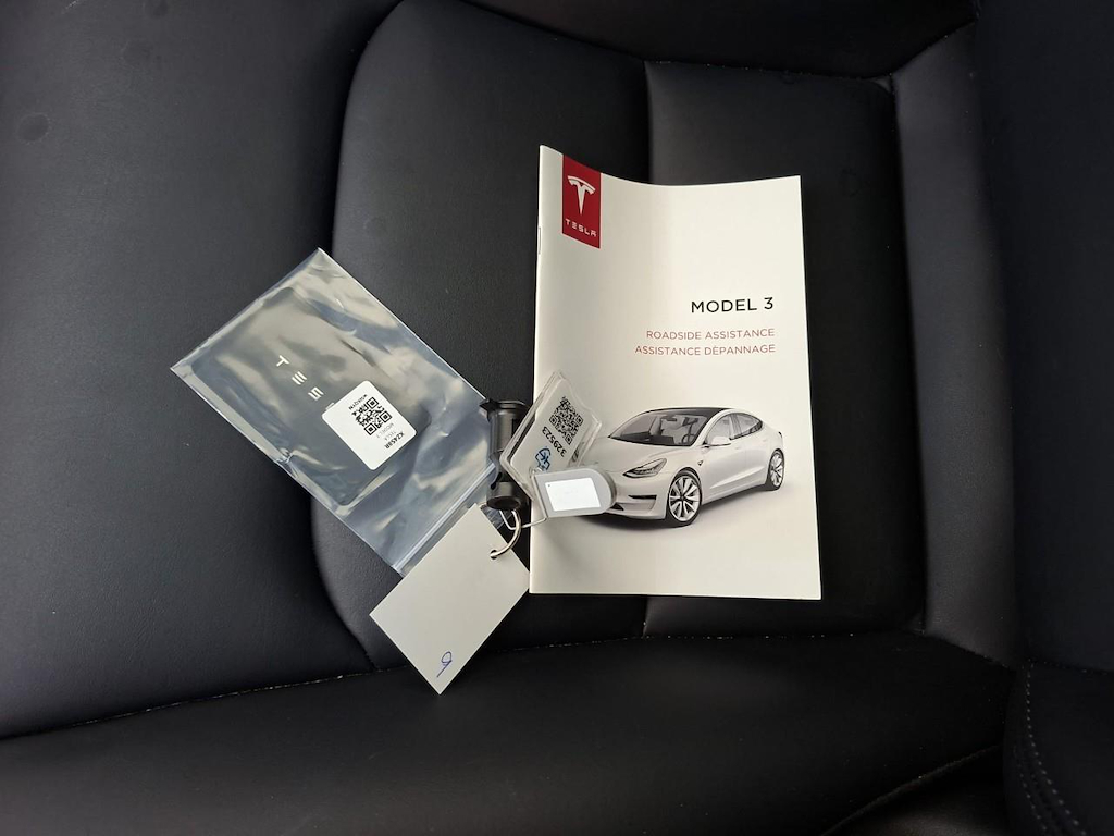 Foto 11 van Tesla Model 3