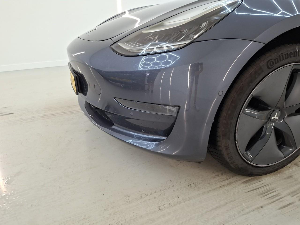 Foto 17 van Tesla Model 3