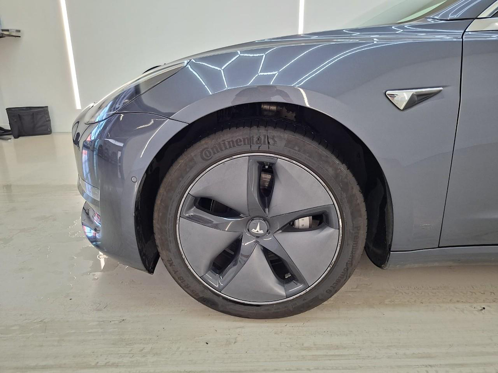 Foto 24 van Tesla Model 3
