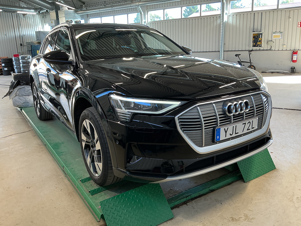 Audi E-tron 55 quattro 408hk Proline Drag Läder