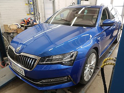 Buy SKODA SUPERB on Ayvens Carmarket