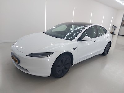 Cumpara TESLA Model 3 prin Ayvens Carmarket