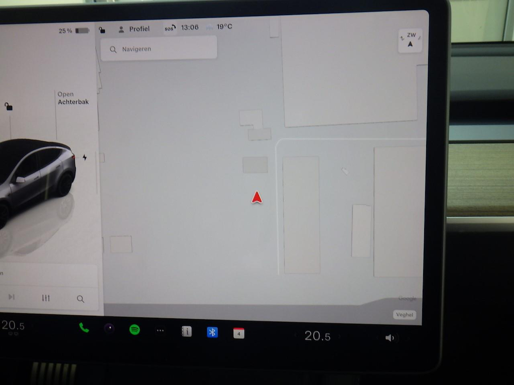 Foto 16 van Tesla Model Y