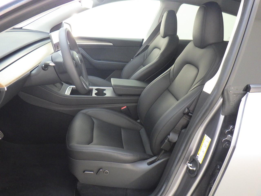 Foto 6 van Tesla Model Y