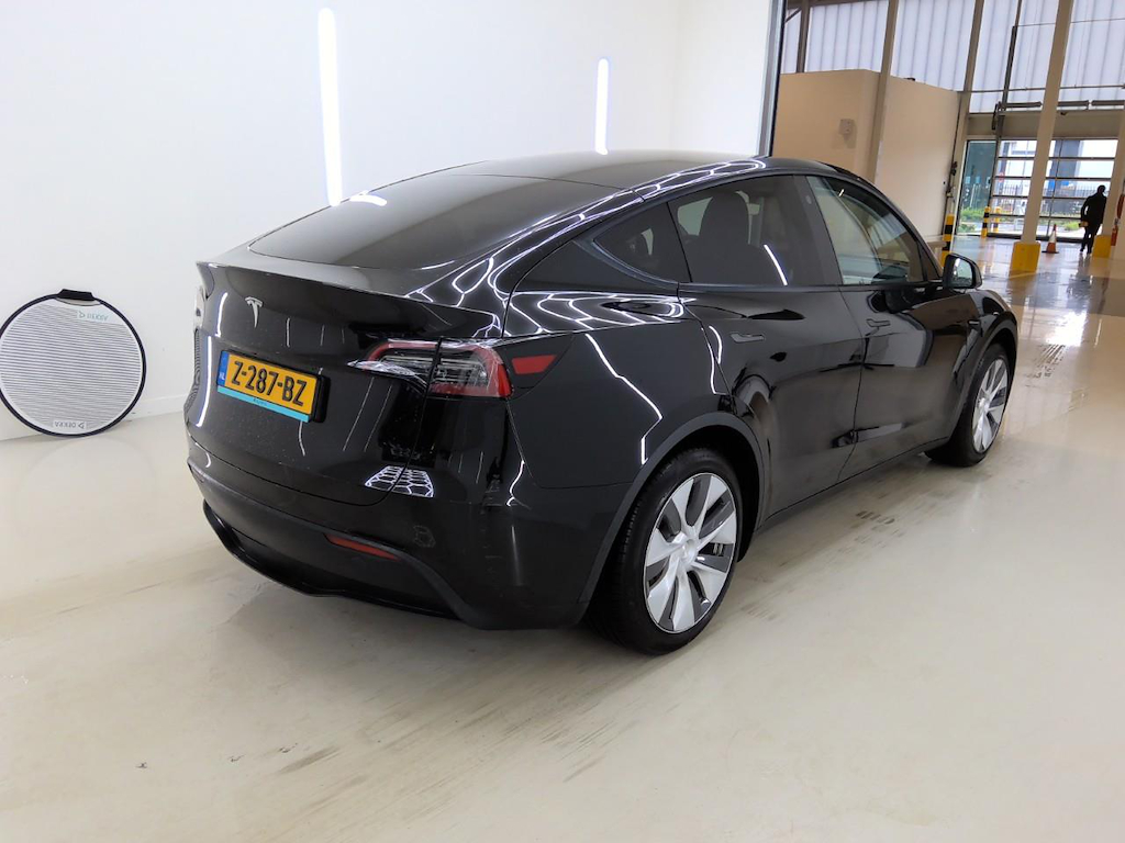 Foto 4 van Tesla Model Y