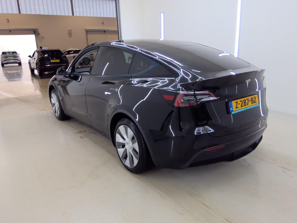 Foto 5 van Tesla Model Y