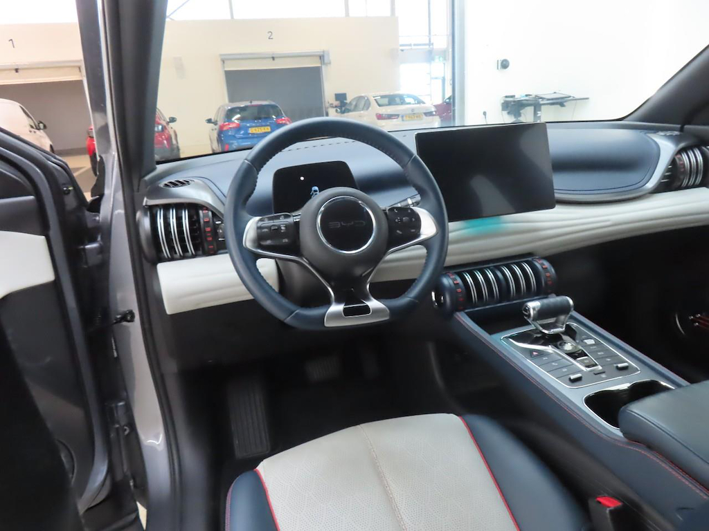 Foto 6 van BYD Atto 3