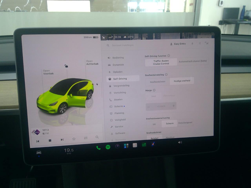 Foto 17 van Tesla Model Y