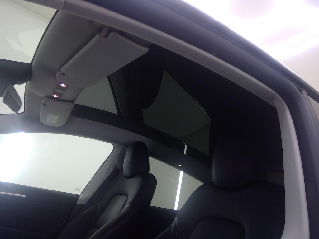 Foto 20 van Tesla Model Y