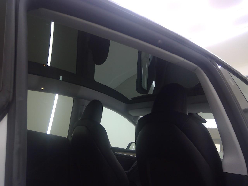 Foto 21 van Tesla Model Y
