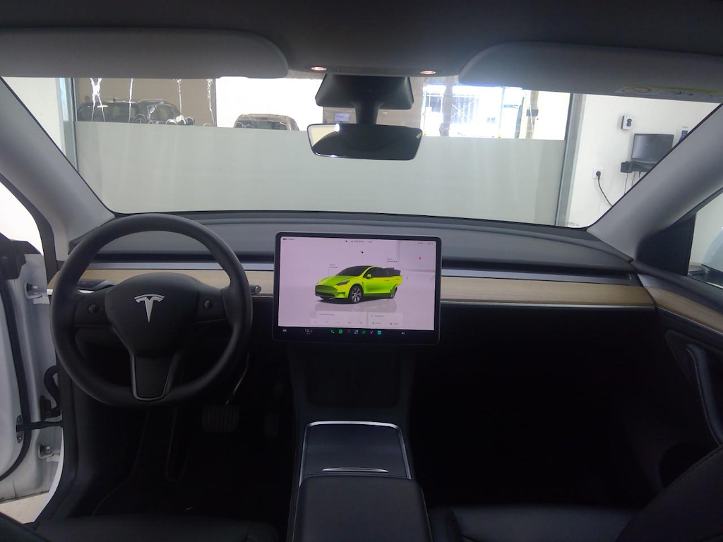 Foto 4 van Tesla Model Y
