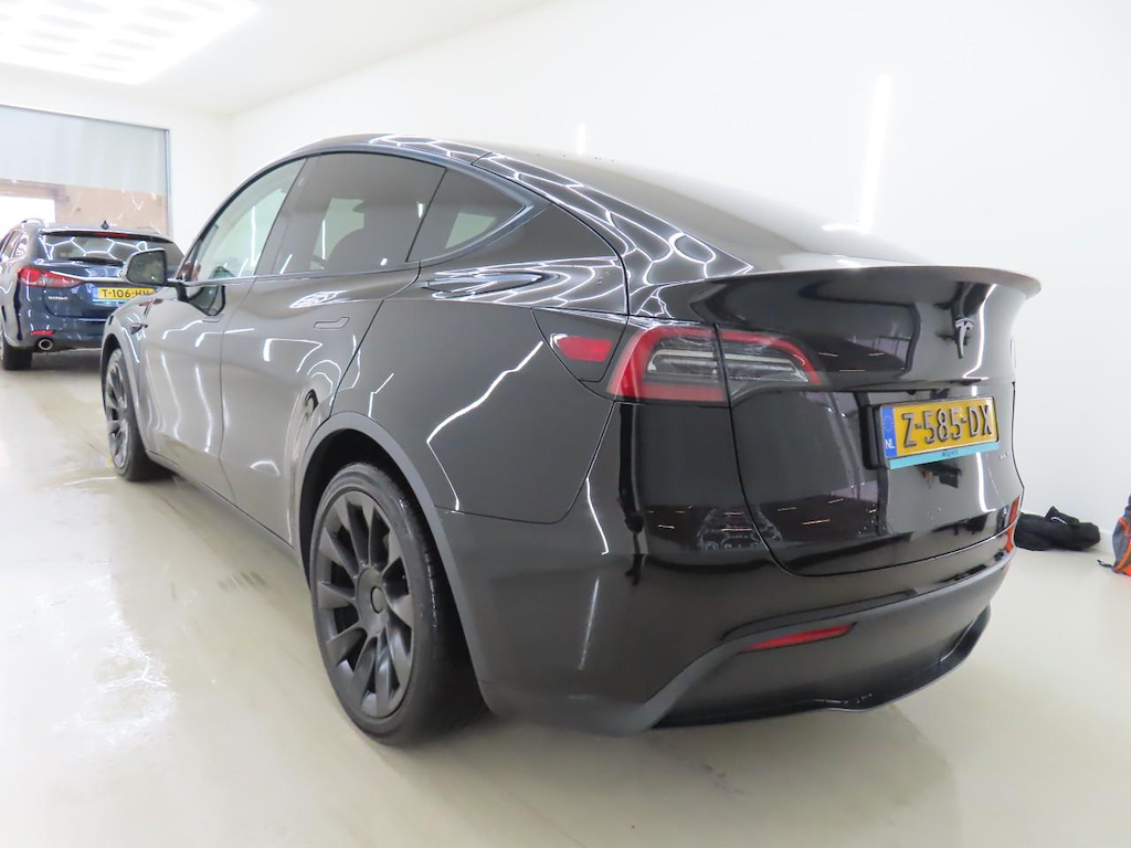 Foto 6 van Tesla Model Y