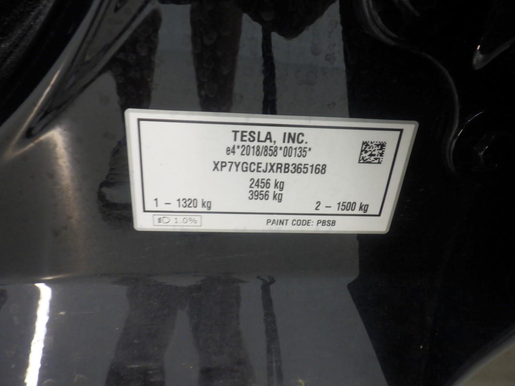 Foto 14 van Tesla Model Y