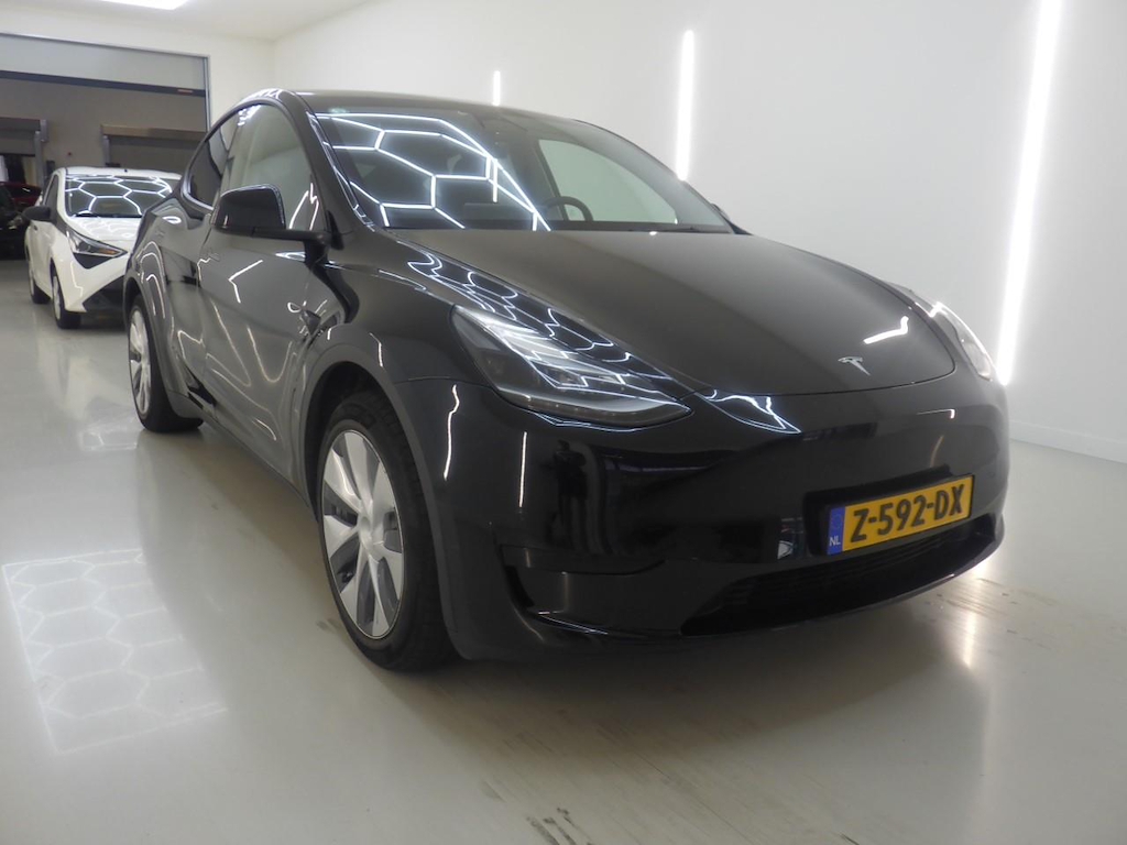 Foto 6 van Tesla Model Y
