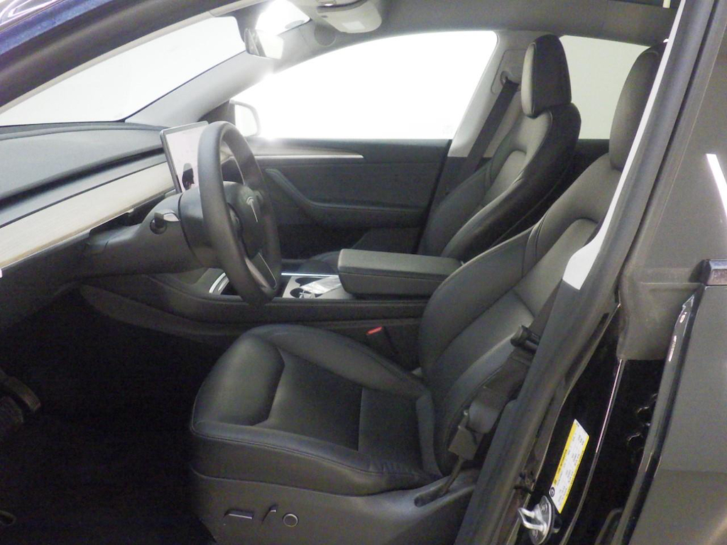 Foto 7 van Tesla Model Y