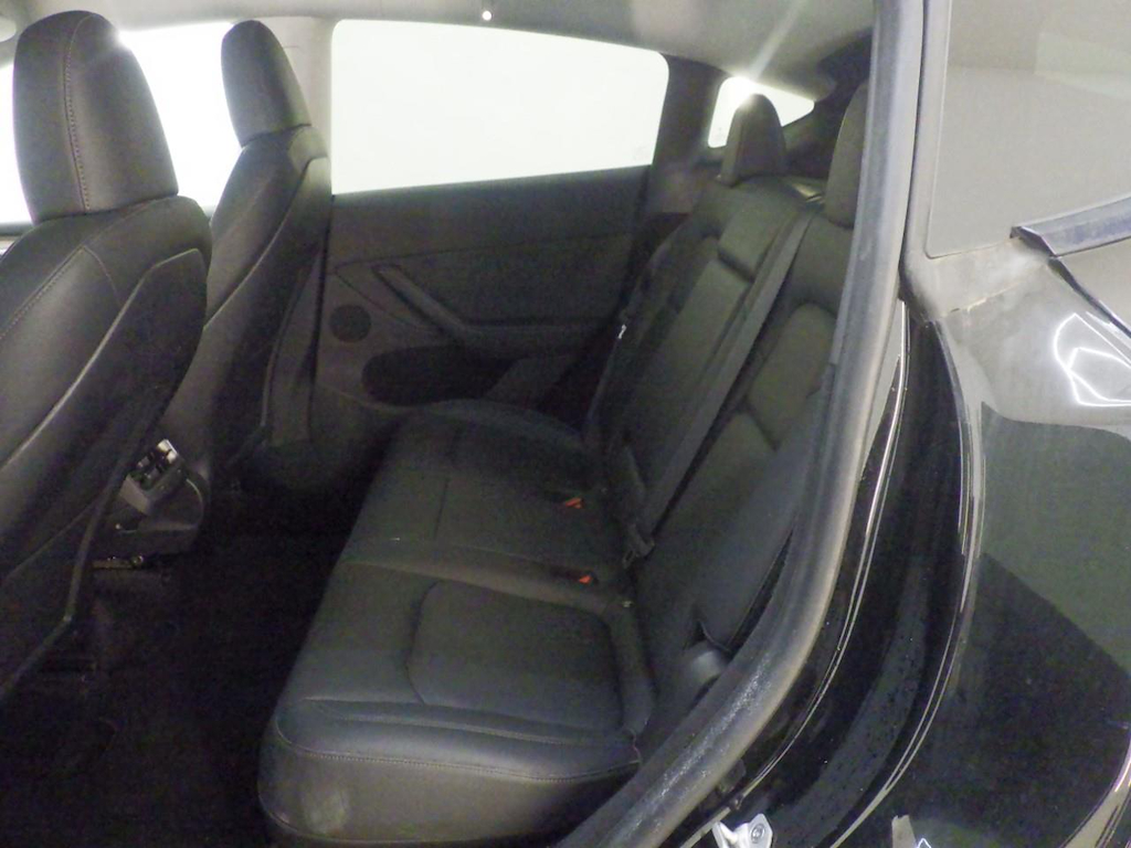 Foto 8 van Tesla Model Y