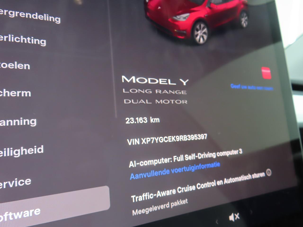 Foto 11 van Tesla Model Y