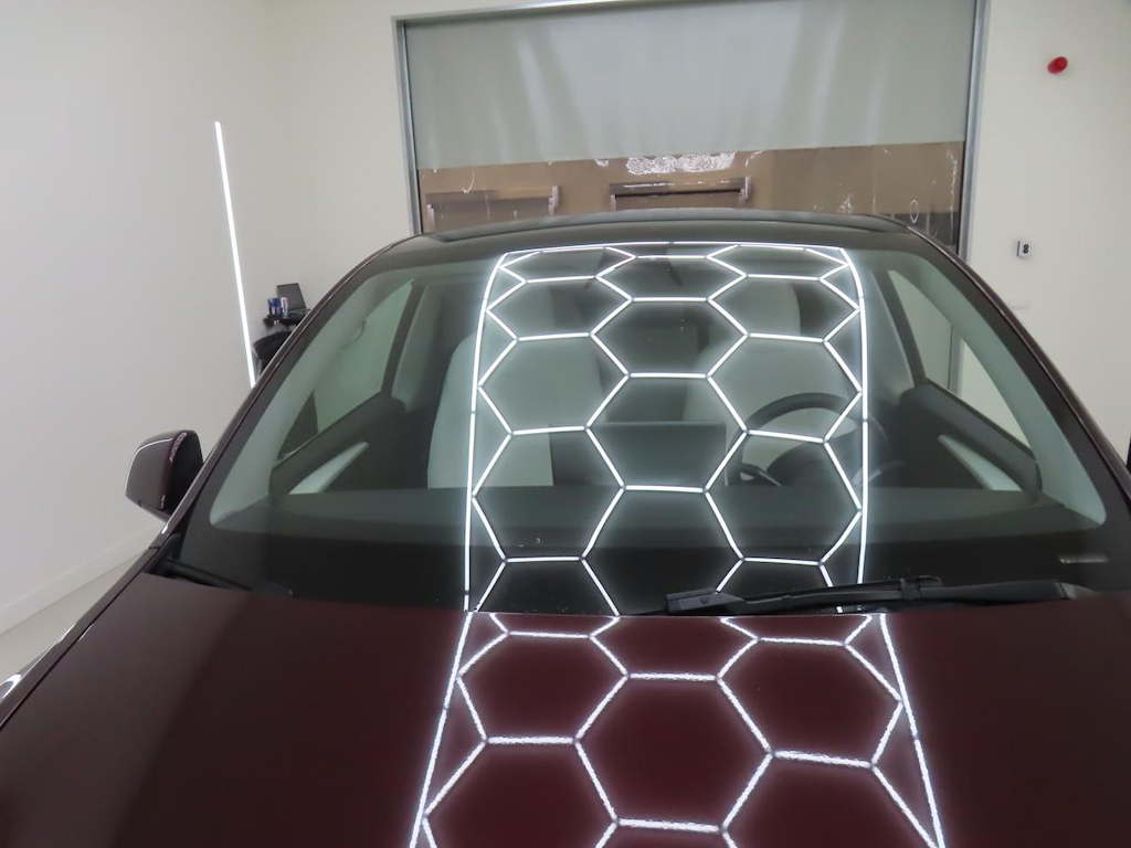 Foto 43 van Tesla Model Y