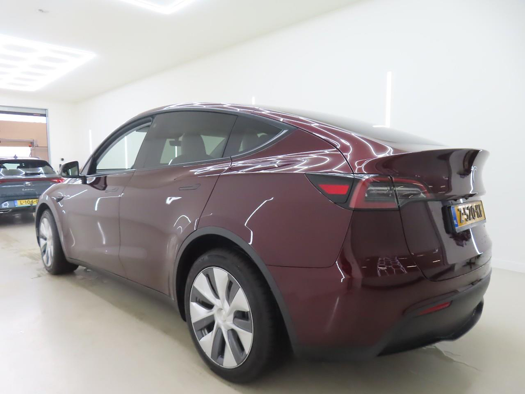 Foto 6 van Tesla Model Y