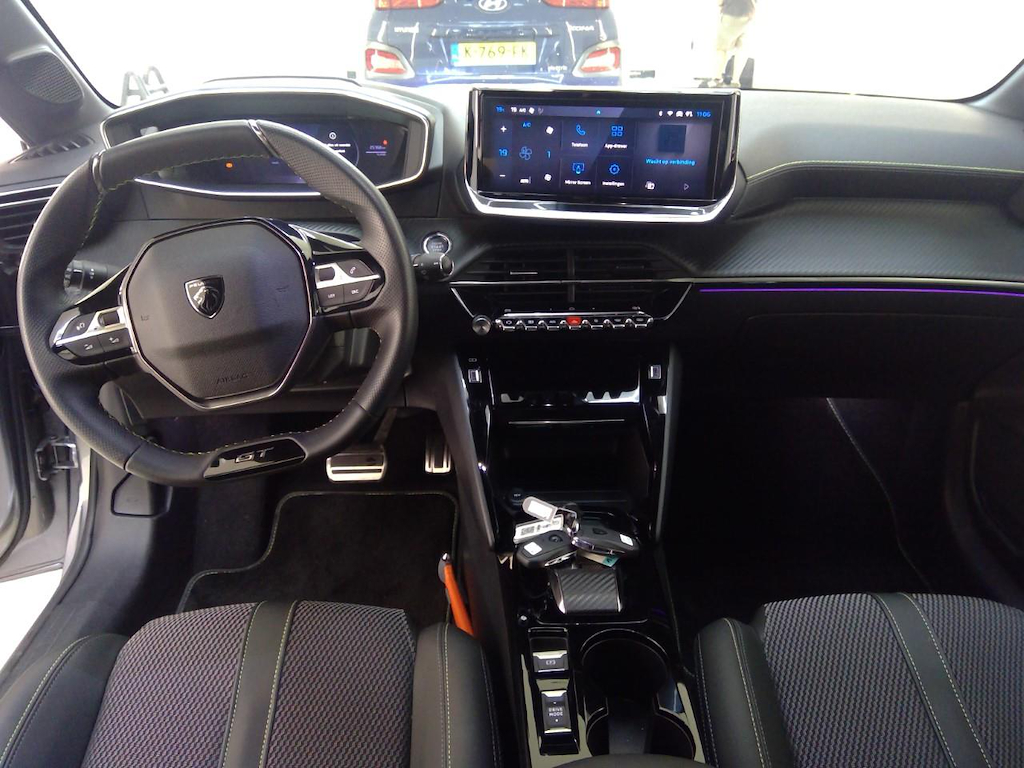 Foto 9 van Peugeot E-208