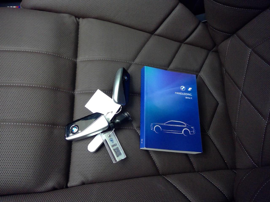 Foto 24 van BMW i7