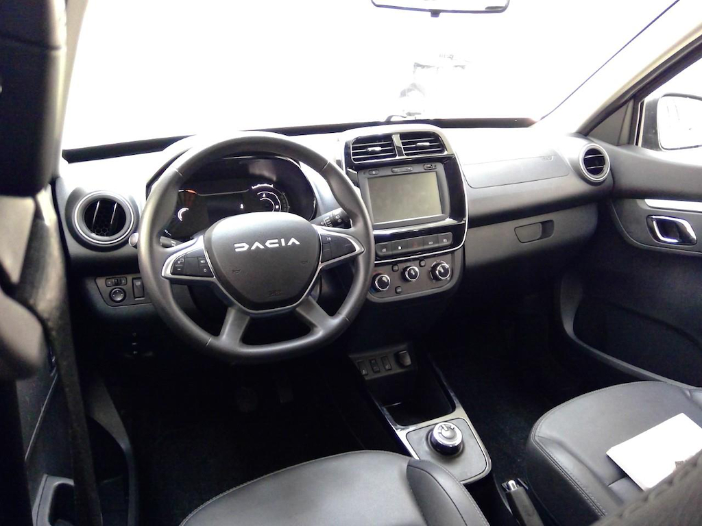 Foto 4 van Dacia Spring