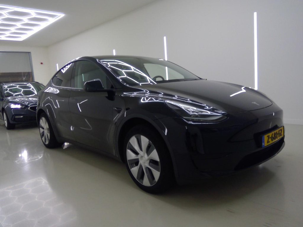 Foto 6 van Tesla Model Y