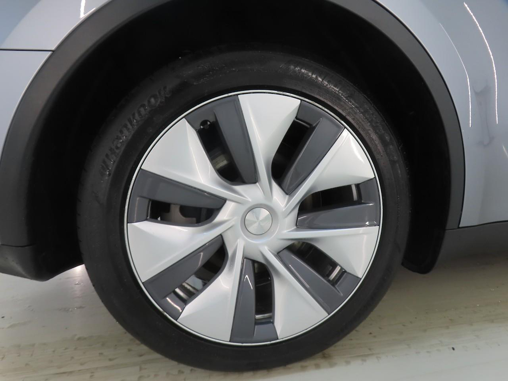Foto 12 van Tesla Model Y