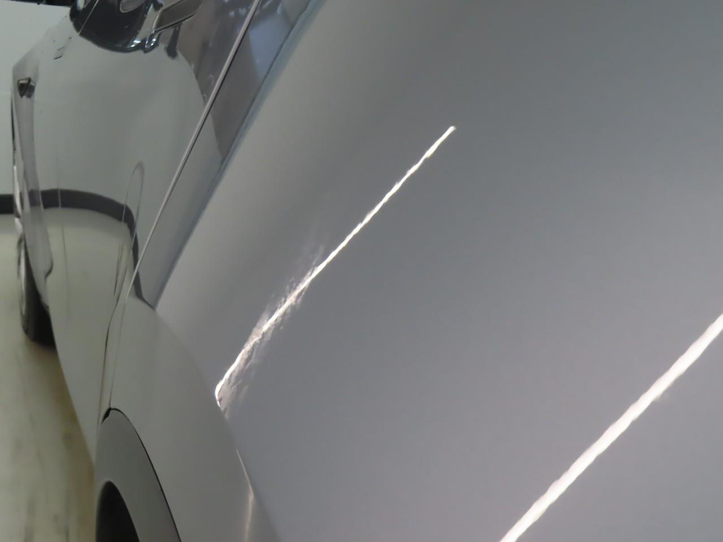 Foto 31 van Tesla Model Y
