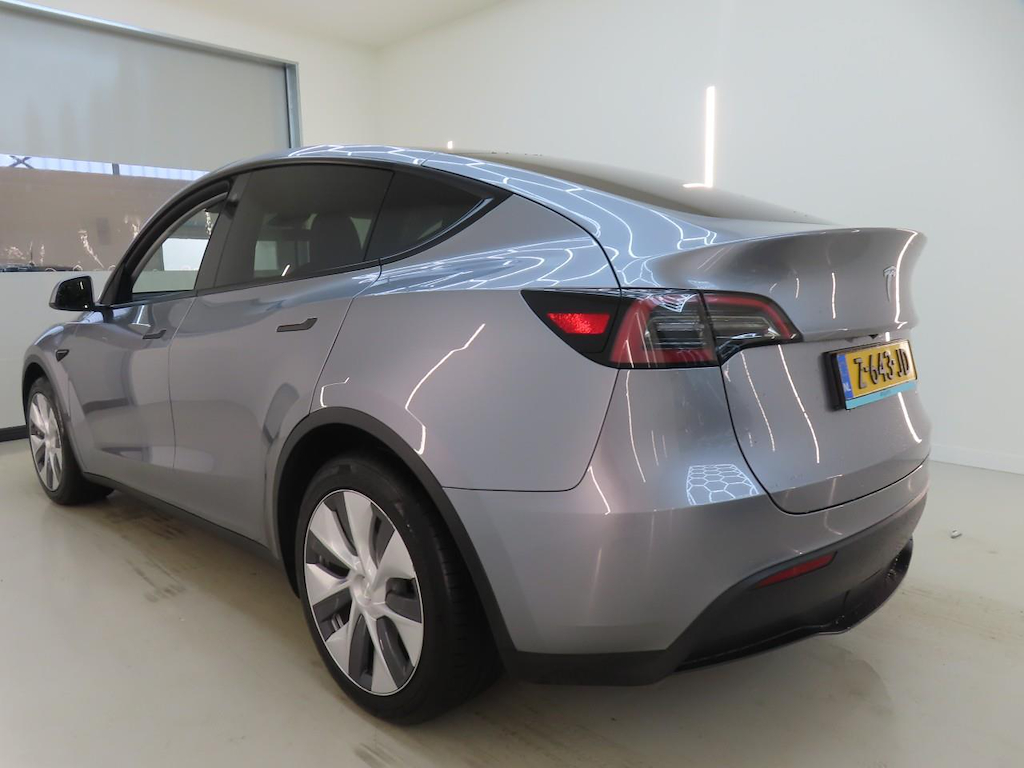 Foto 5 van Tesla Model Y