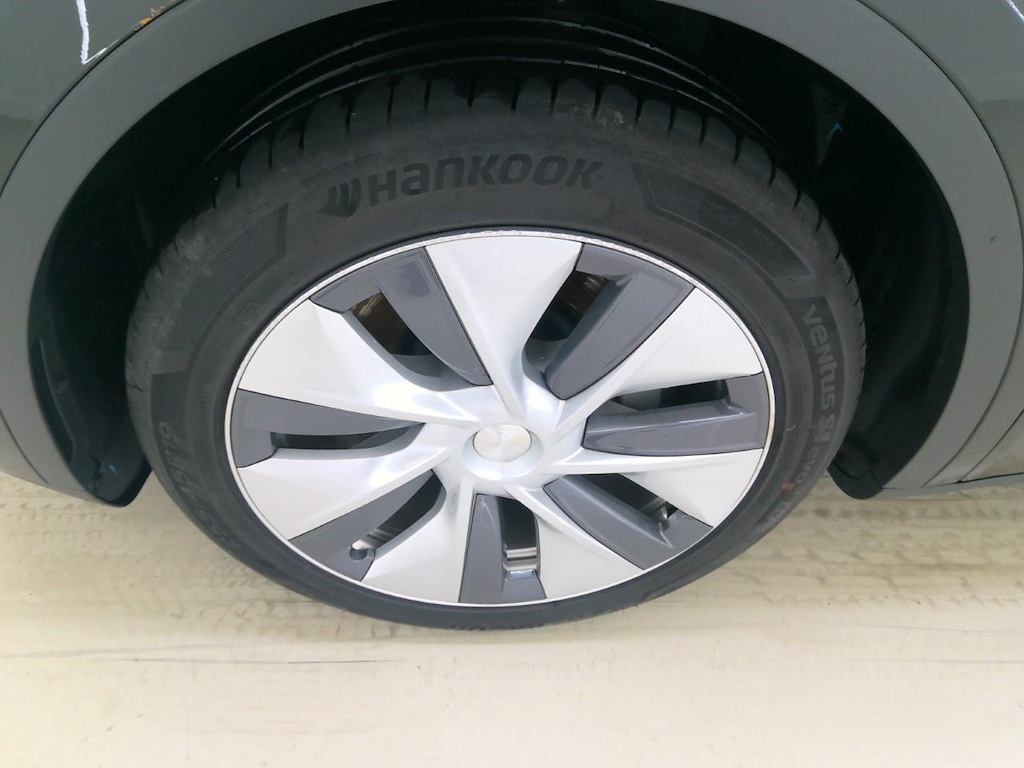 Foto 24 van Tesla Model Y