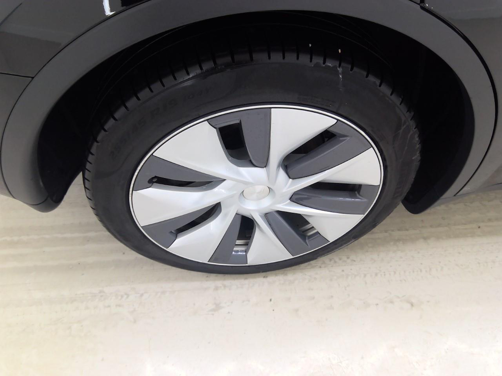 Foto 28 van Tesla Model Y
