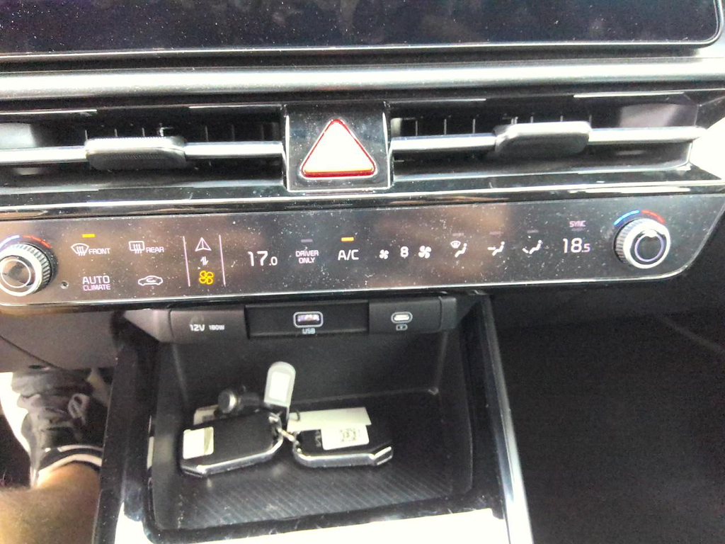 Foto 22 van Kia Niro
