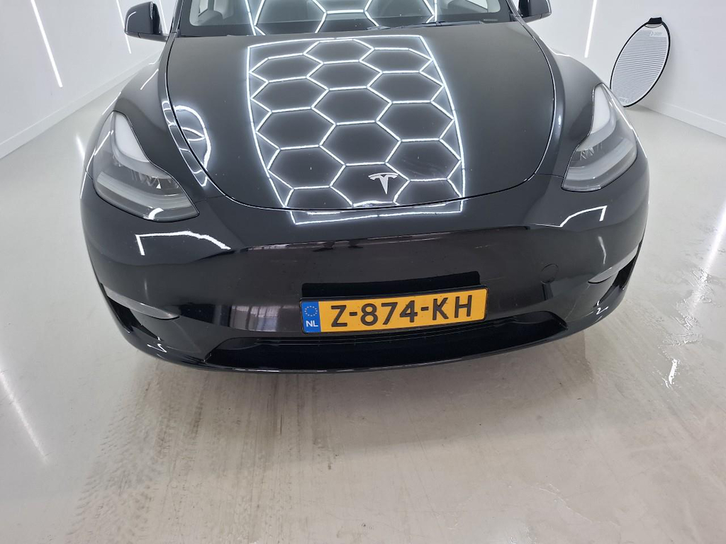 Foto 31 van Tesla Model Y