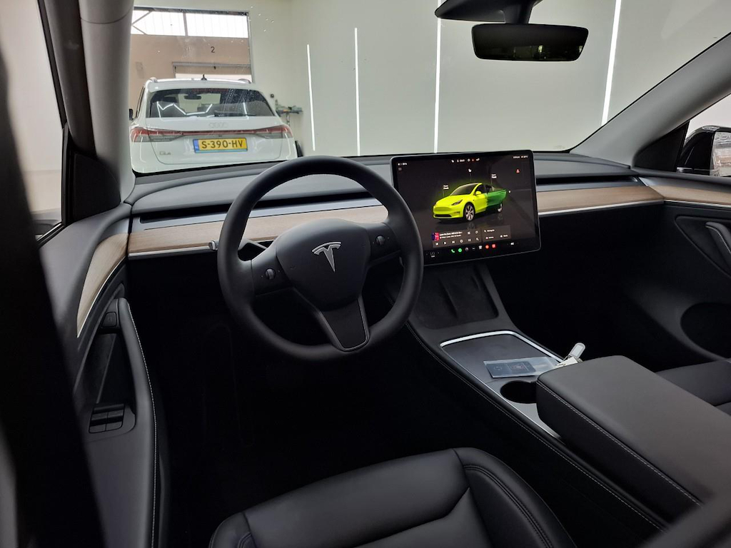 Foto 2 van Tesla Model Y