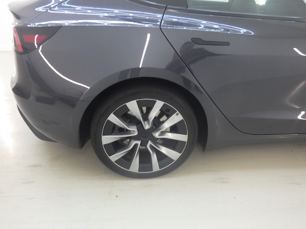 Foto 13 van Tesla Model 3