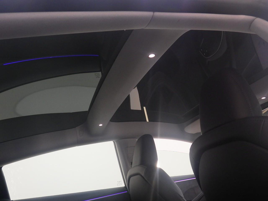 Foto 23 van Tesla Model 3