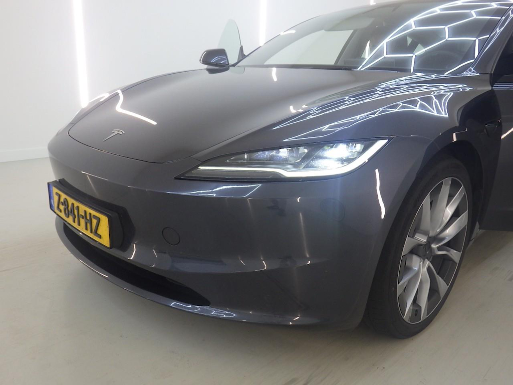 Foto 26 van Tesla Model 3