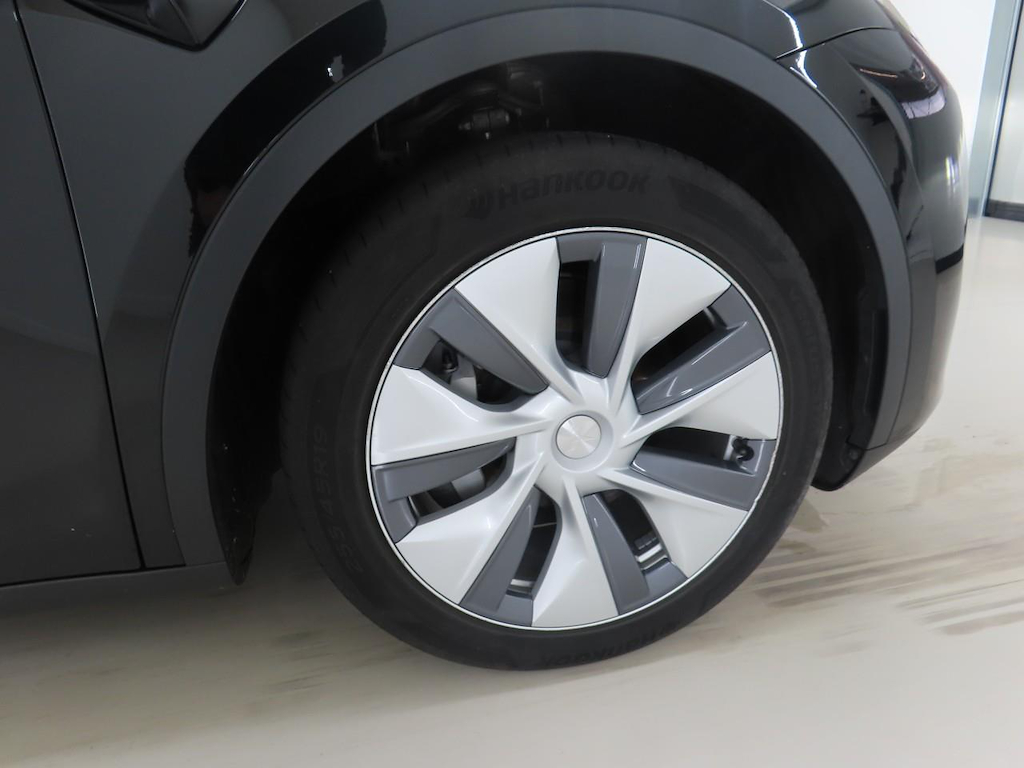 Photo 63 of Tesla Model Y